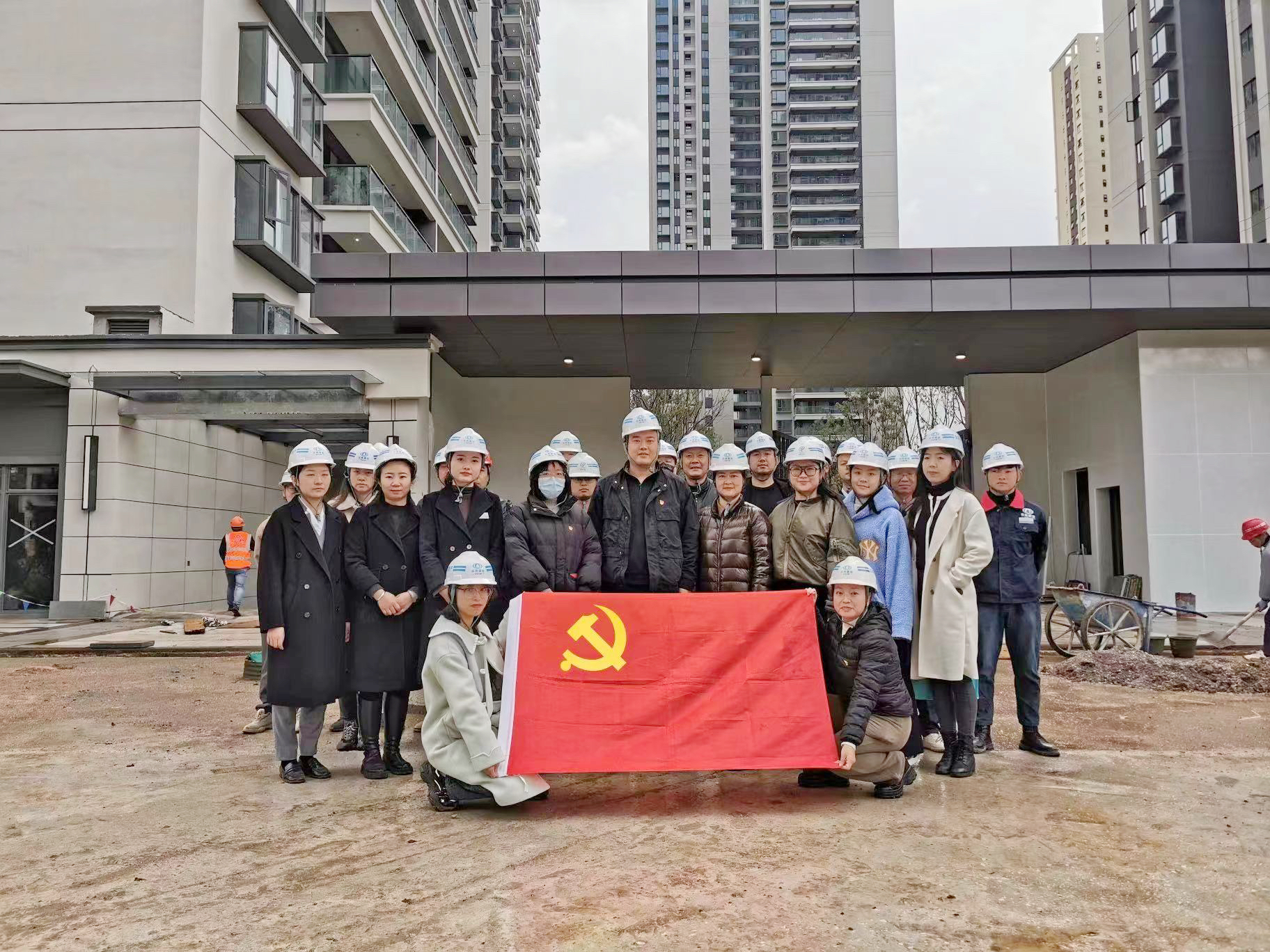 全力以赴保交樓 | 昆明片區(qū)對建投學(xué)府項目開展巡檢復(fù)驗工作