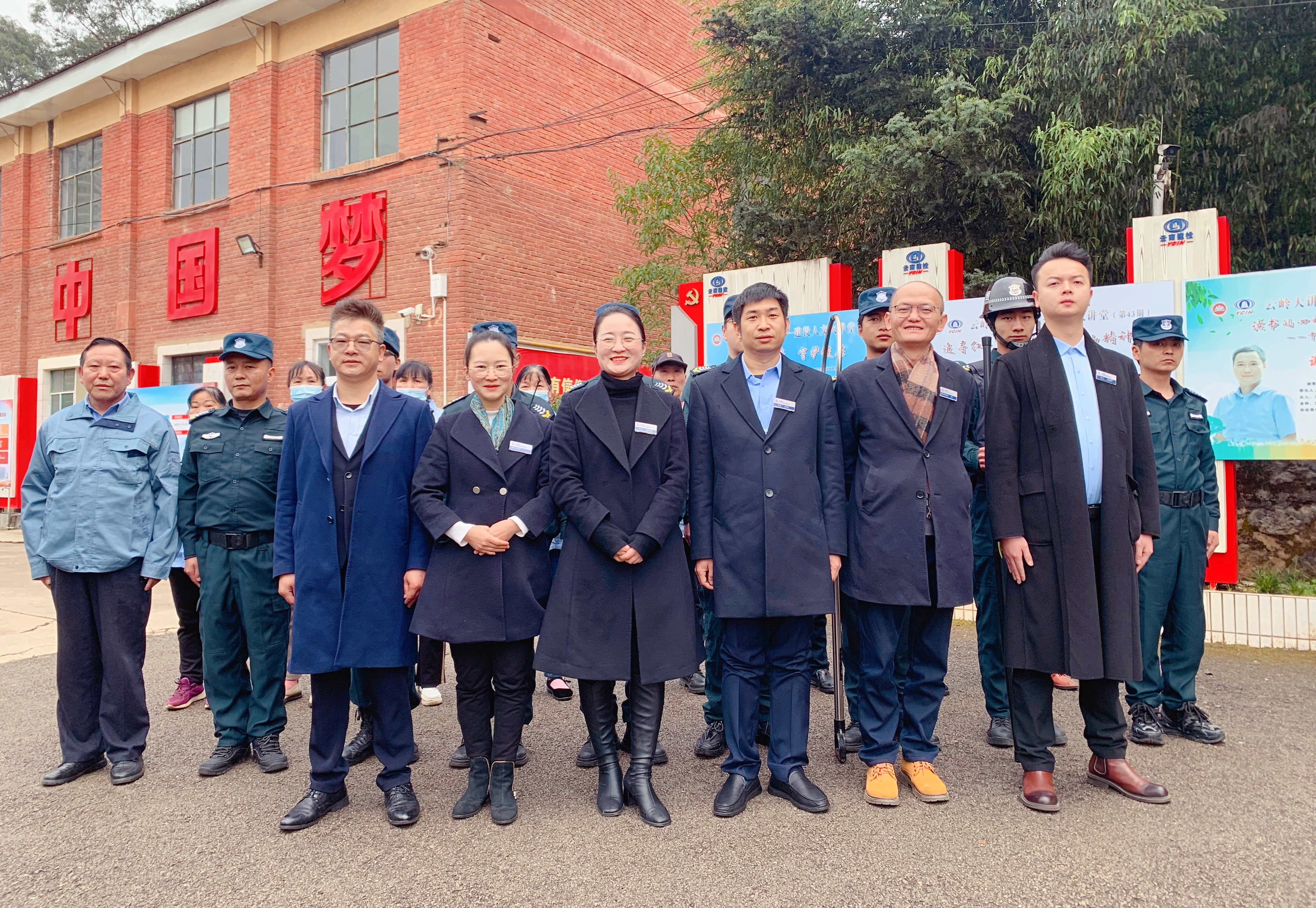 省房物業(yè)順利承接云南建工技校物業(yè)服務(wù)項(xiàng)目