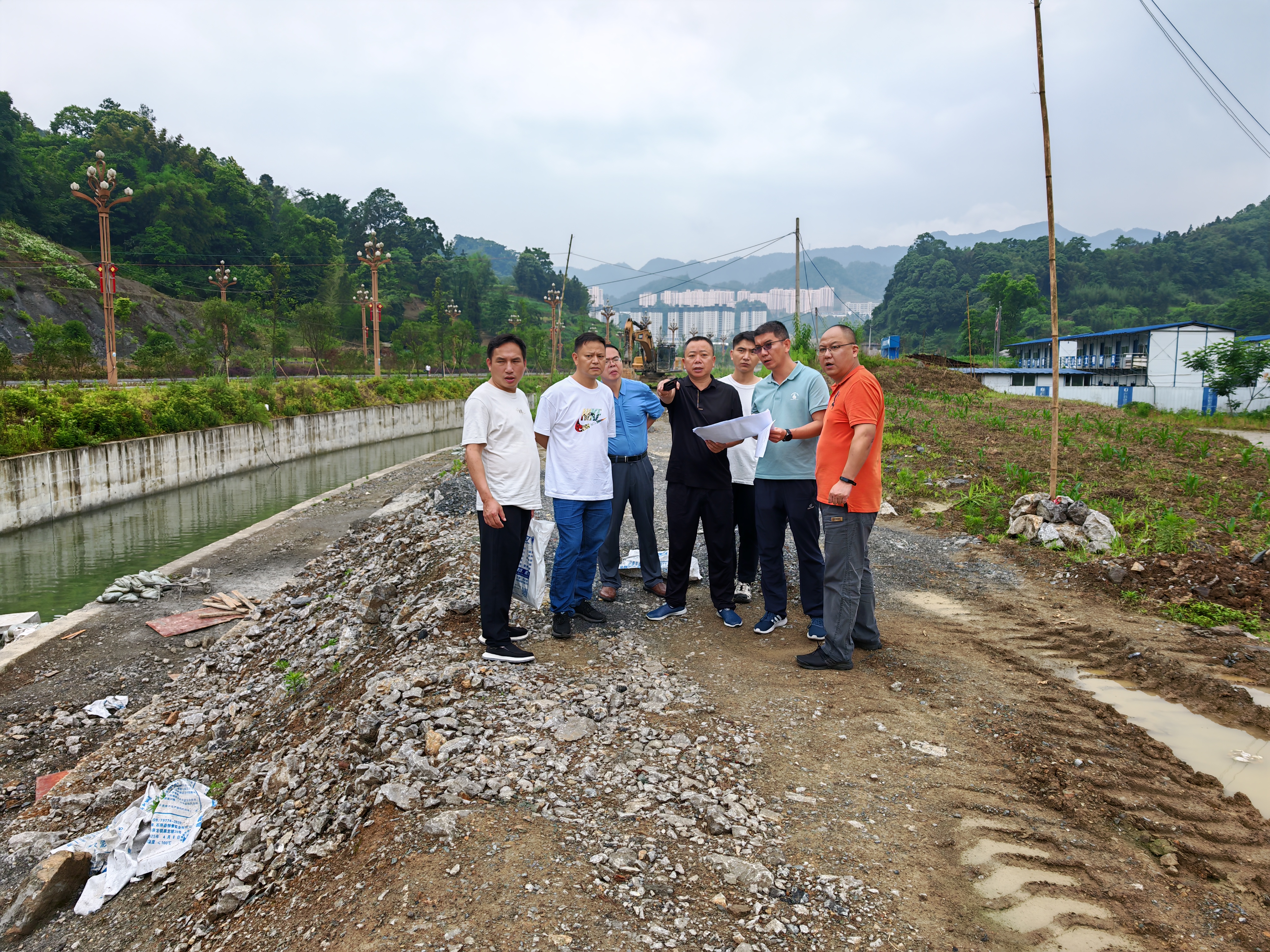 鹽津縣副縣長李祥貴調(diào)研水田新區(qū)11#地塊建設(shè)項(xiàng)目